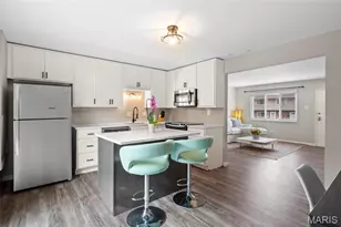 10602 Carroll Wood Way, Saint Louis, MO 63128 - Photo 5