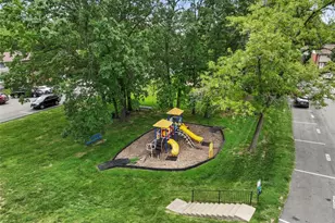 10602 Carroll Wood Way, Saint Louis, MO 63128 - Photo 23