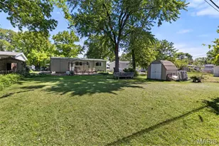 1040 Kostka Ln, Florissant, MO 63031 - Photo 35