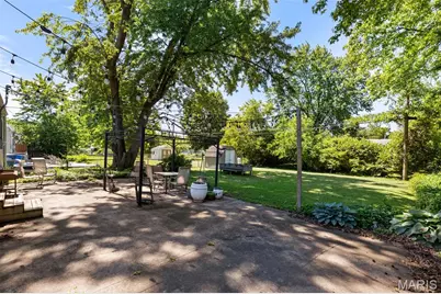 1040 Kostka Lane, Florissant, MO 63031 - Photo 31