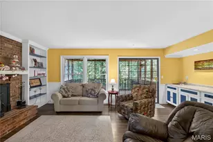 5311 Hamlin Ct, Mehlville, MO 63128 - Photo 13
