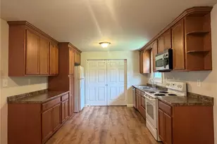 1323 W Congress St, Pacific, MO 63069 - Photo 7