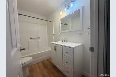 1323 W Congress Street, Pacific, MO 63069 - Photo 7