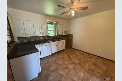 9732 Gloucester Drive, Saint Louis, MO 63137 - Photo 5