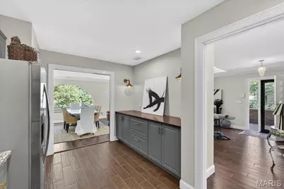 8030 Pershing Avenue, Saint Louis, MO 63105 - Photo 13