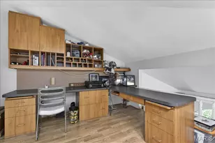8030 Pershing Ave, Saint Louis, MO 63105 - Photo 21