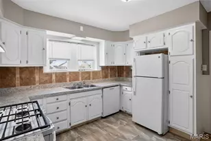3500 West Pl, Saint Louis, MO 63121 - Photo 13