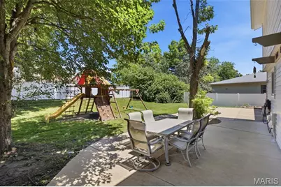 14335 Lake Tahoe Drive, Chesterfield, MO 63017 - Photo 3