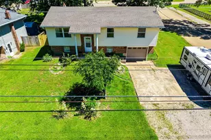 1307 E Chestnut St, Desloge, MO 63601 - Photo 3