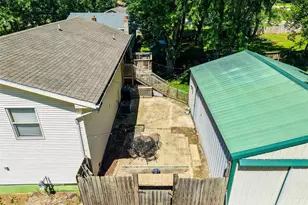 1307 E Chestnut St, Desloge, MO 63601 - Photo 23