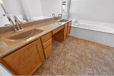 3391 Carriage Crossing, Saint Charles, MO 63301 - Photo 25