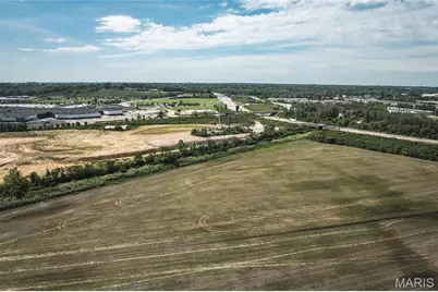 13379/13325 Missouri Bottom Rd, Bridgeton, MO 63044 - Photo 5