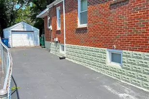 5419 College Ave, Jennings, MO 63136 - Photo 17