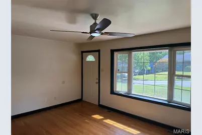 1705 Bradshaw Drive, Dellwood, MO 63136 - Photo 7
