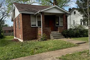 7054 Julian Ave, University City, MO 63130 - Photo 3