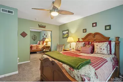 8869 Flamingo Court, Saint Louis, MO 63144 - Photo 9