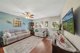8869 Flamingo Ct, Saint Louis, MO 63144 - Photo 3