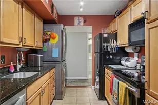 8869 Flamingo Ct, Saint Louis, MO 63144 - Photo 7