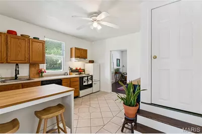 10130 Baptist Church Road, Saint Louis, MO 63123 - Photo 11