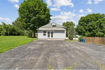 10130 Baptist Church Road, Saint Louis, MO 63123 - Photo 27