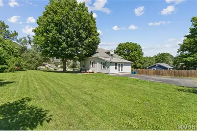 10130 Baptist Church Road, Saint Louis, MO 63123 - Photo 31