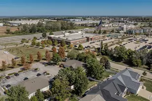 2 Richmond Center Ct, Saint Peters, MO 63376 - Photo 45