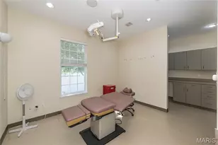 2 Richmond Center Ct, Saint Peters, MO 63376 - Photo 25