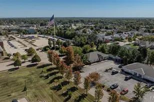 2 Richmond Center Ct, Saint Peters, MO 63376 - Photo 53
