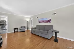 570 Southbrook Dr, Saint Louis, MO 63122 - Photo 9