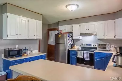 30 Satellite Drive, Hannibal, MO 63401 - Photo 7