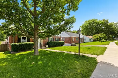 7266 Mackenzie Road, Saint Louis, MO 63123 - Photo 3