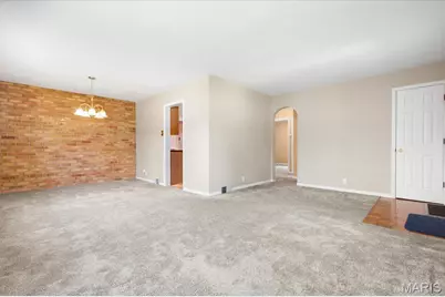 7266 Mackenzie Road, Saint Louis, MO 63123 - Photo 7