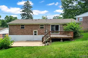 703 Brownbert Ct, Rock Hill, MO 63119 - Photo 3
