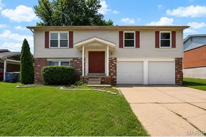 2240 Larbrook Drive, Florissant, MO 63031 - Photo 1