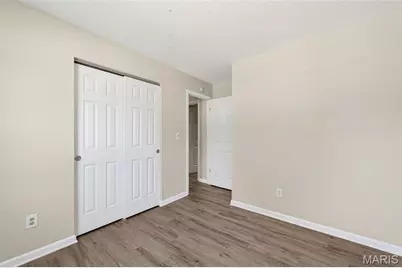 2240 Larbrook Drive, Florissant, MO 63031 - Photo 27