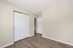 2240 Larbrook Dr, Florissant, MO 63031 - Photo 27