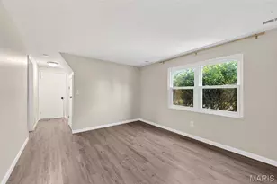 2240 Larbrook Dr, Florissant, MO 63031 - Photo 15