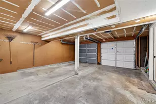 2240 Larbrook Dr, Florissant, MO 63031 - Photo 31