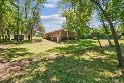 1740 Parr Road, Wentzville, MO 63385 - Photo 23