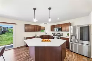 819 Cedar Blf Wy, Fenton, MO 63026 - Photo 9