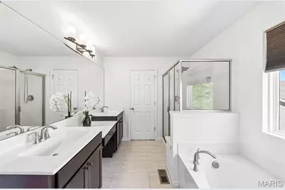 819 Cedar Bluff Way, Fenton, MO 63026 - Photo 23
