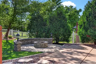 1955 Homefield Estates Drive, O'Fallon, MO 63366 - Photo 5
