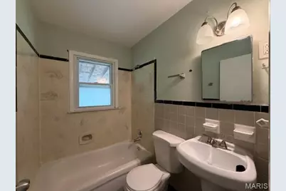 10711 Saint Henry Lane, Saint Ann, MO 63074 - Photo 9