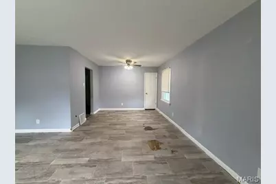 10711 Saint Henry Lane, Saint Ann, MO 63074 - Photo 5