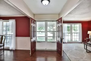 11858 Villa Dorado Dr, Saint Louis, MO 63146 - Photo 5