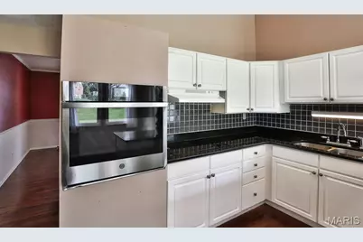 11858 Villa Dorado Drive, Saint Louis, MO 63146 - Photo 13