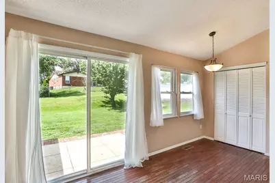 11858 Villa Dorado Drive, Saint Louis, MO 63146 - Photo 17