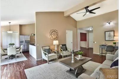 11858 Villa Dorado Drive, Saint Louis, MO 63146 - Photo 9