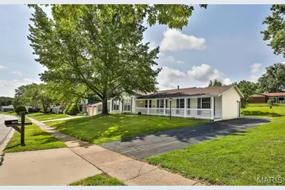 11858 Villa Dorado Drive, Saint Louis, MO 63146 - Photo 1