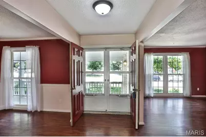 11858 Villa Dorado Drive, Saint Louis, MO 63146 - Photo 7